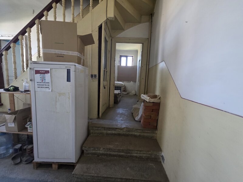 Poienarii Burchii, judetul Prahova, conac neoromanesc si teren 2.800 mp,